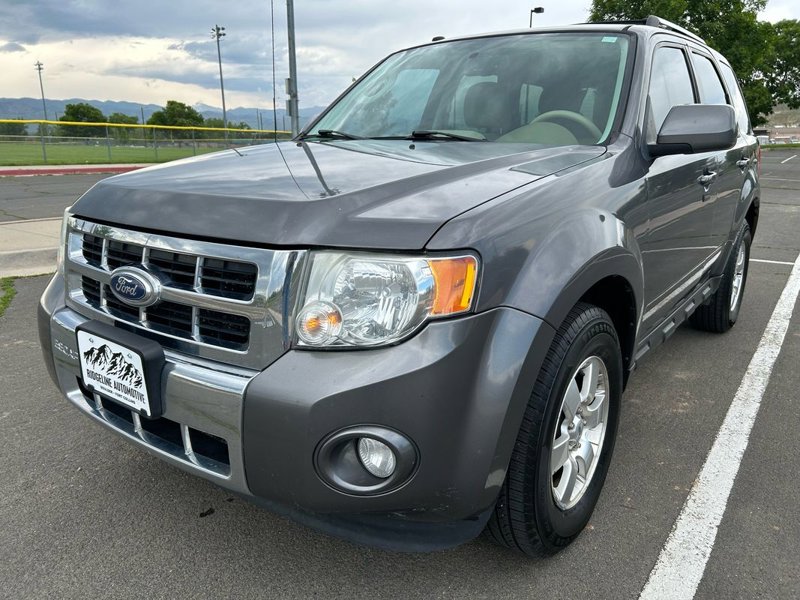 Used 2011 Ford Escape Limited w/ 301A Rapid Spec Order Code image 1