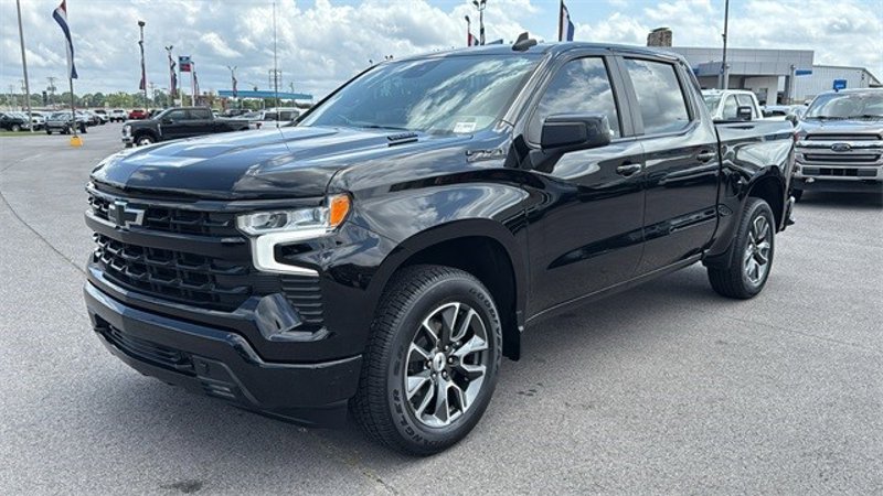 Certified 2023 Chevrolet Silverado 1500 RST w/ Z71 Off-Road Package image 1