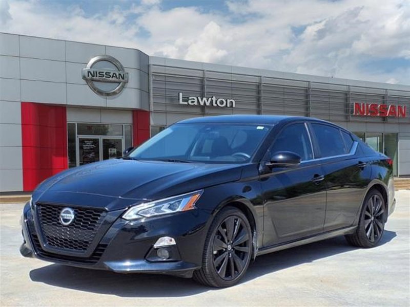 Certified 2022 Nissan Altima 2.5 SR w/ Midnight Edition Package image 1