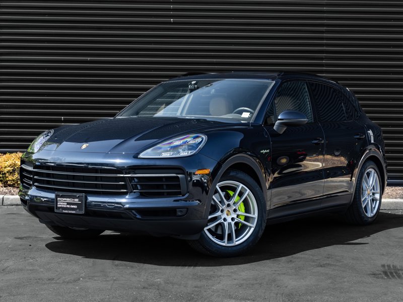 Certified 2022 Porsche Cayenne E-Hybrid image 1