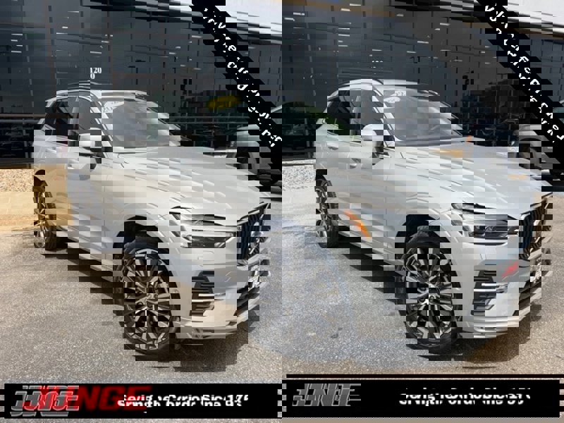 Certified 2022 Volvo XC60 B5 Momentum w/ Advanced Package image 1