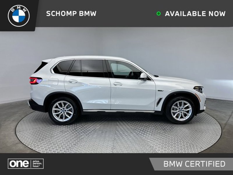 Certified 2022 BMW X5 xDrive45e image 1
