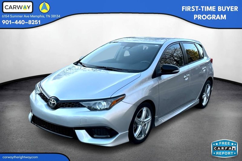 Used 2017 Toyota Corolla iM image 1