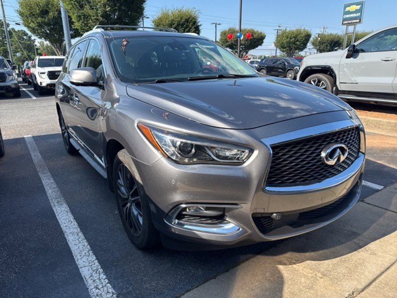 Used 2017 INFINITI QX60 FWD w/ Deluxe Technology Package image 1