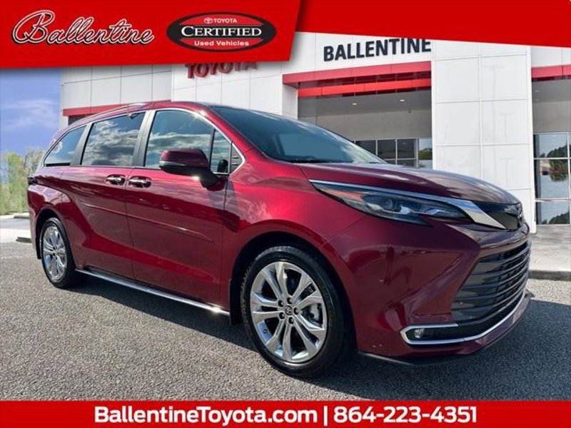 Certified 2024 Toyota Sienna Platinum image 1