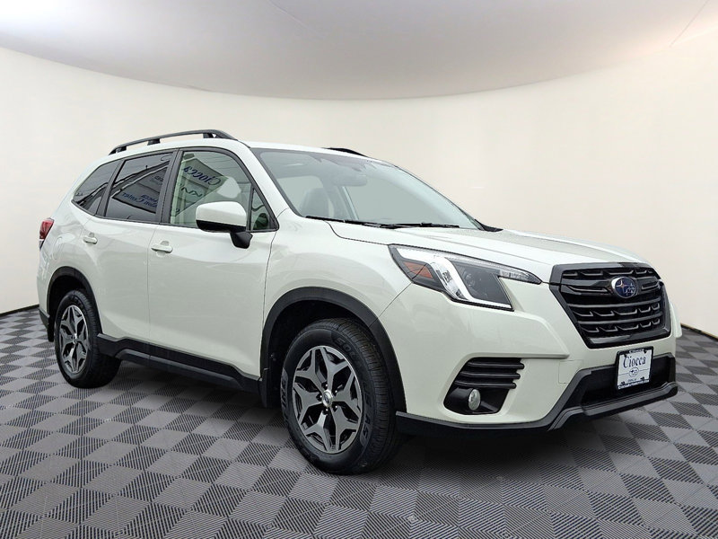 Certified 2023 Subaru Forester Premium image 1