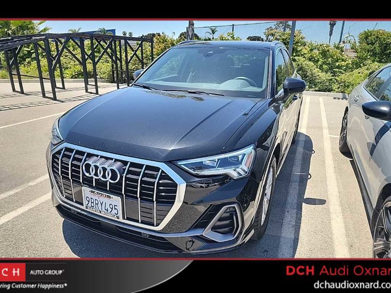 Used 2022 Audi Q3 2.0T Premium Plus w/ Premium Plus Package image 1