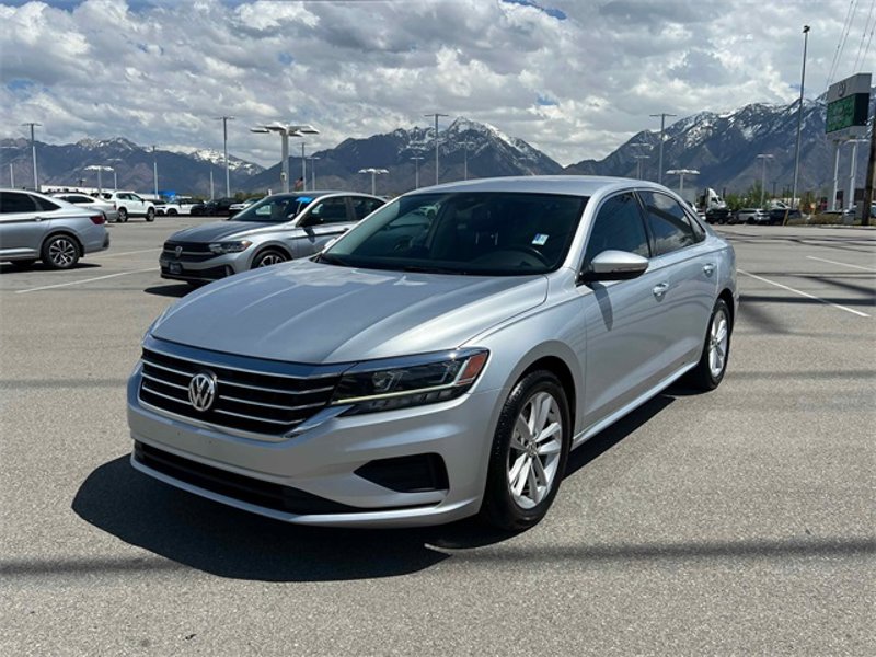 Used 2020 Volkswagen Passat 2.0T SE image 1