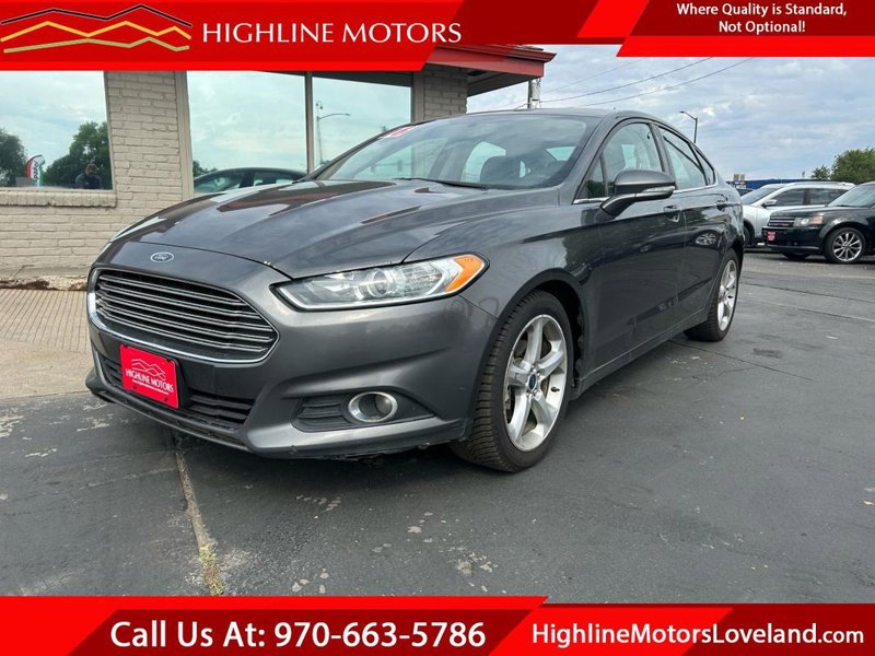 Used 2016 Ford Fusion SE image 1