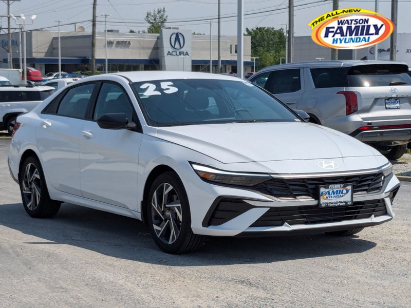 Certified 2025 Hyundai Elantra Sport image 1