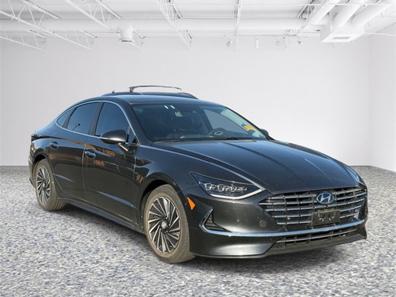 Certified 2022 Hyundai Sonata Limited w/ Cargo Package image 1