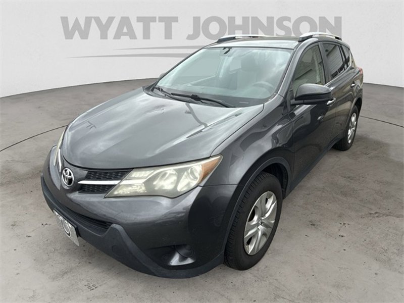 Used 2014 Toyota RAV4 LE image 1
