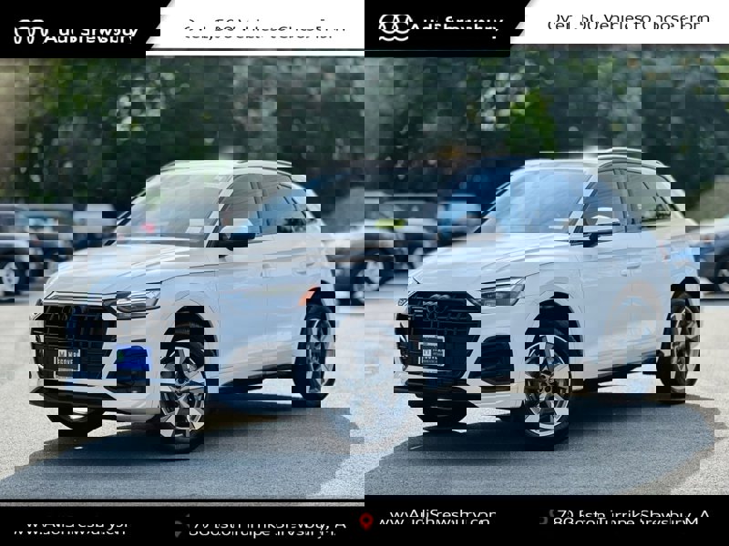 Certified 2025 Audi Q5 2.0T Premium w/ Convenience Plus Package image 1