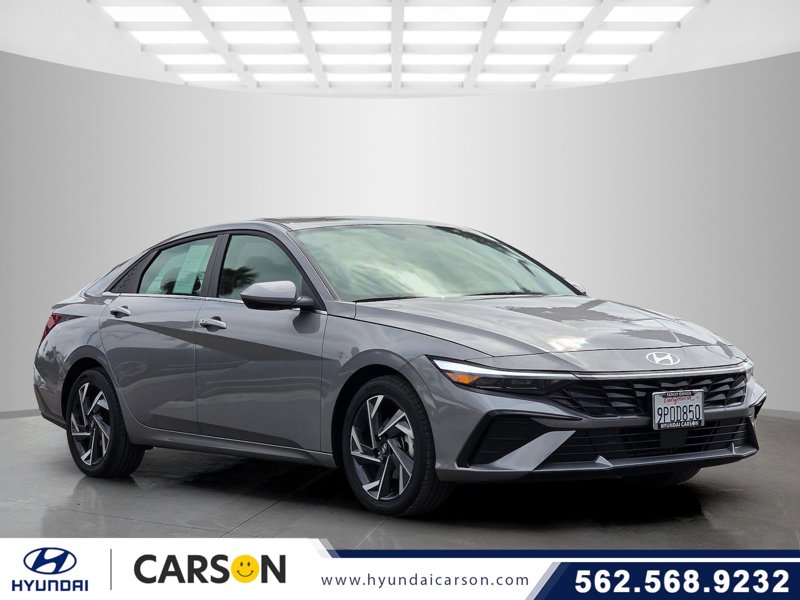 Certified 2025 Hyundai Elantra SEL image 1