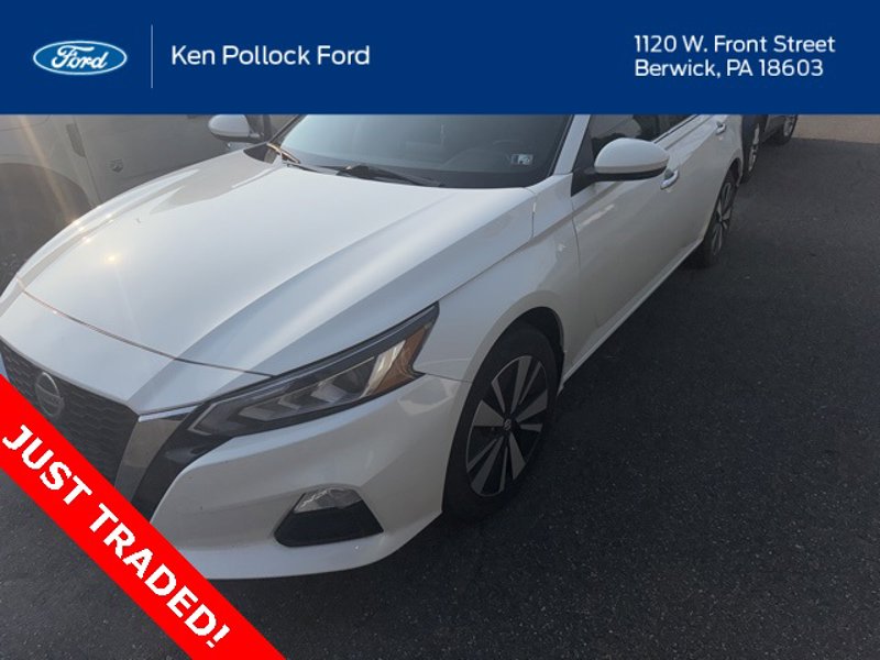 Used 2021 Nissan Altima 2.5 SV image 1
