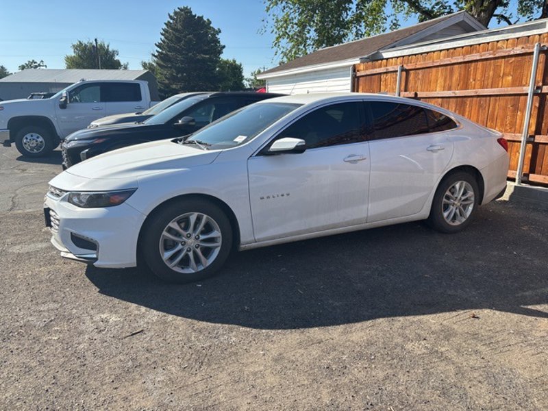 Used 2018 Chevrolet Malibu LT image 1