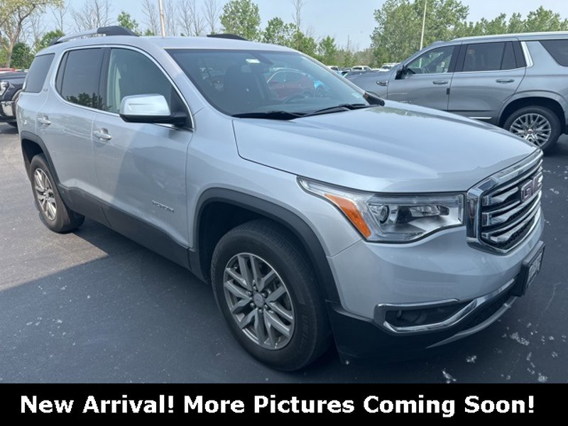 Certified 2017 GMC Acadia SLE image 1