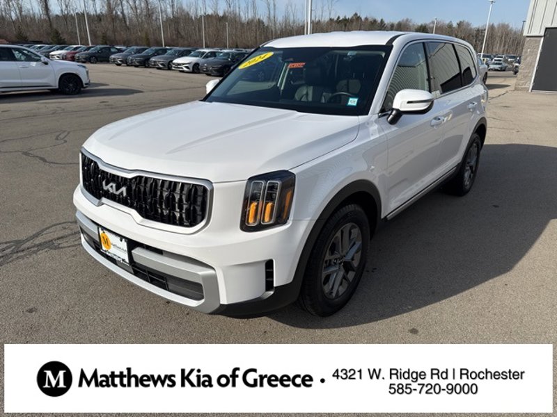 Certified 2024 Kia Telluride LX image 1