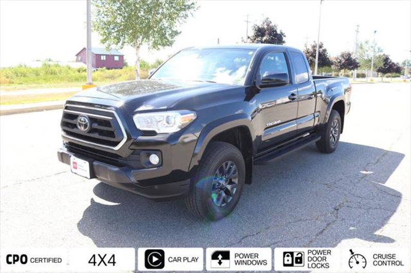 Certified 2022 Toyota Tacoma SR5 image 1