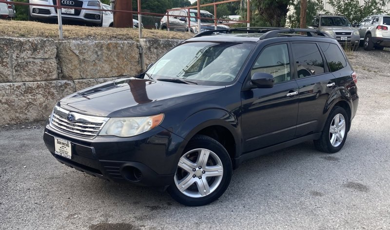 Used 2010 Subaru Forester 2.5X Premium image 1