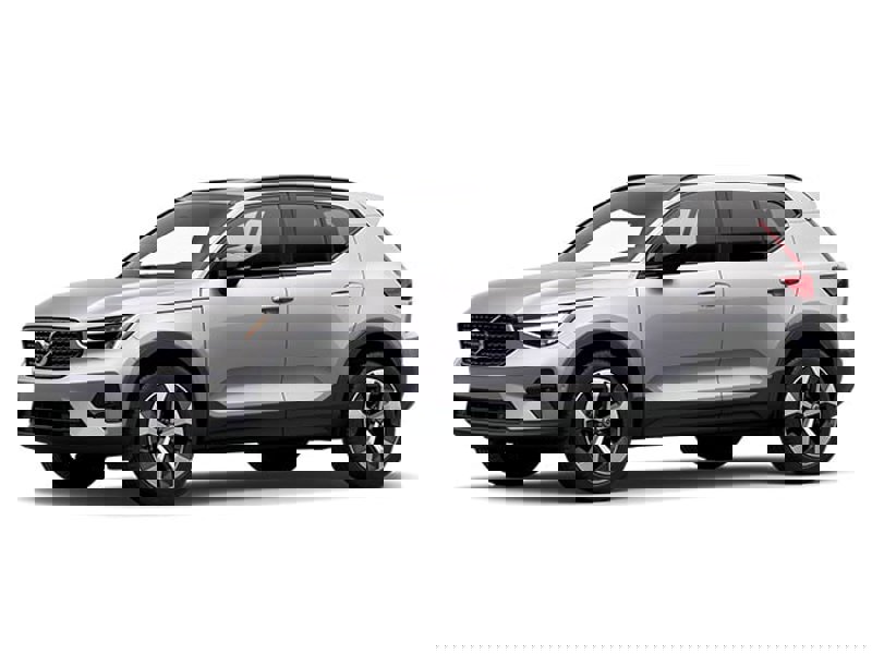 Certified 2025 Volvo XC40 B5 Plus image 1