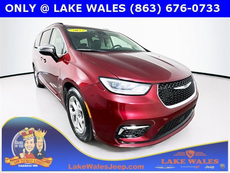 Certified 2023 Chrysler Pacifica Limited image 1