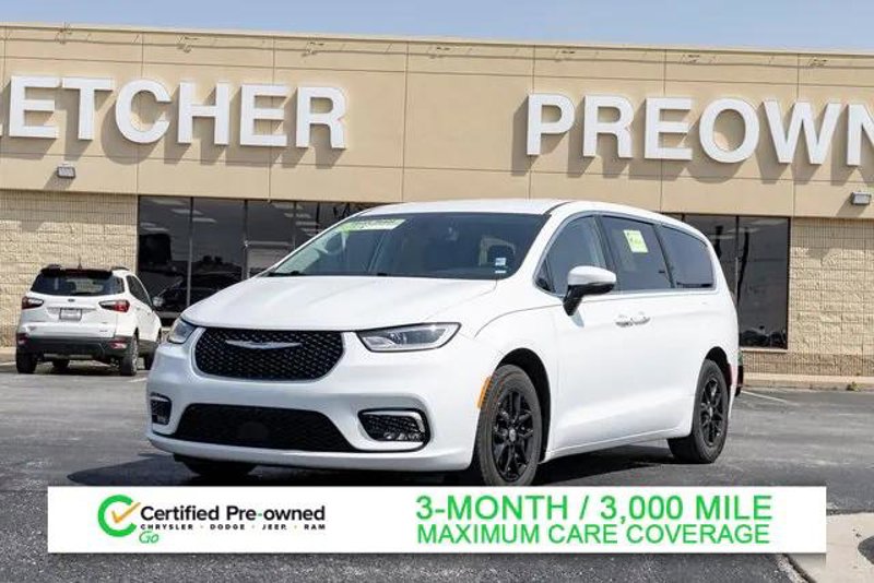 Certified 2023 Chrysler Pacifica Touring-L image 1