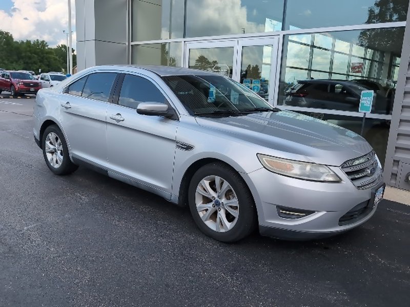 Used 2011 Ford Taurus SEL image 1