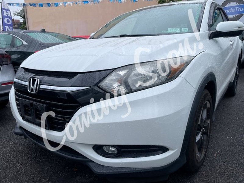 Used 2018 Honda HR-V EX image 1