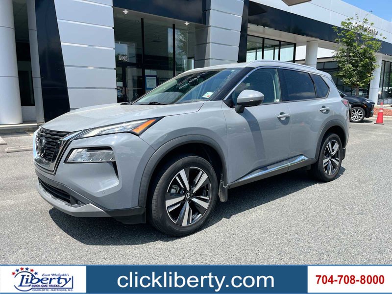 Used 2021 Nissan Rogue SL image 1