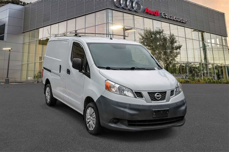 Used 2017 Nissan NV200 S w/ Cruise Control Package image 1