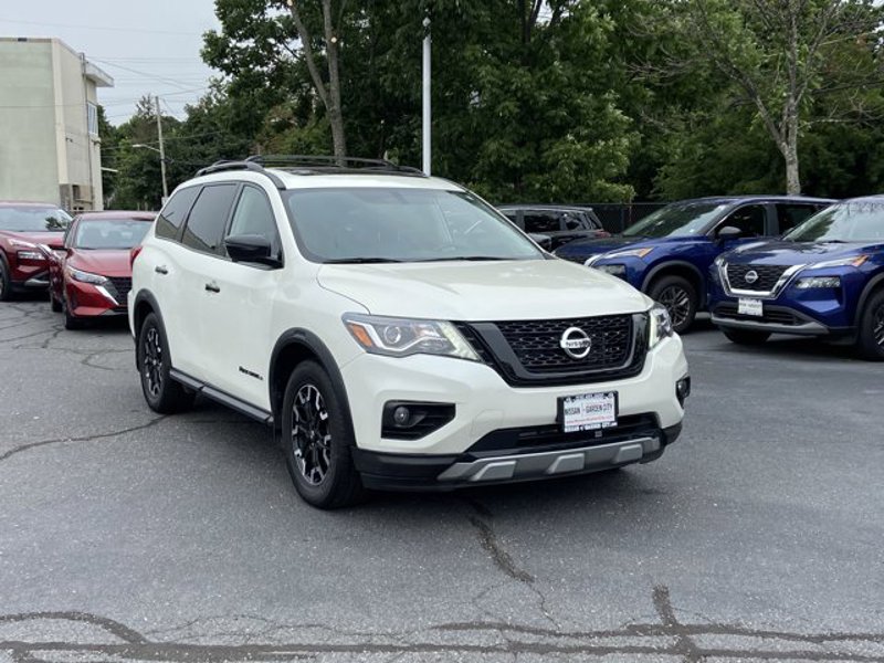 Certified 2020 Nissan Pathfinder SL w/ Rock Creek Edition Cross Bars image 1