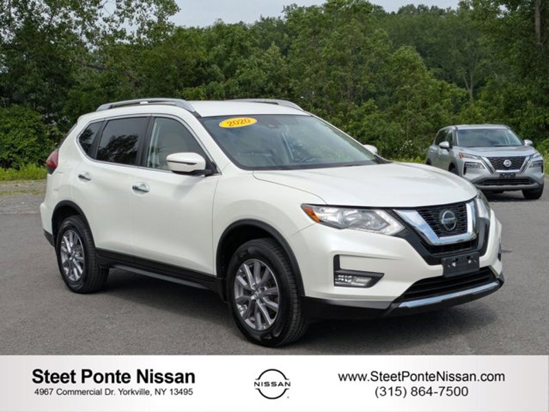 Certified 2020 Nissan Rogue SV image 1