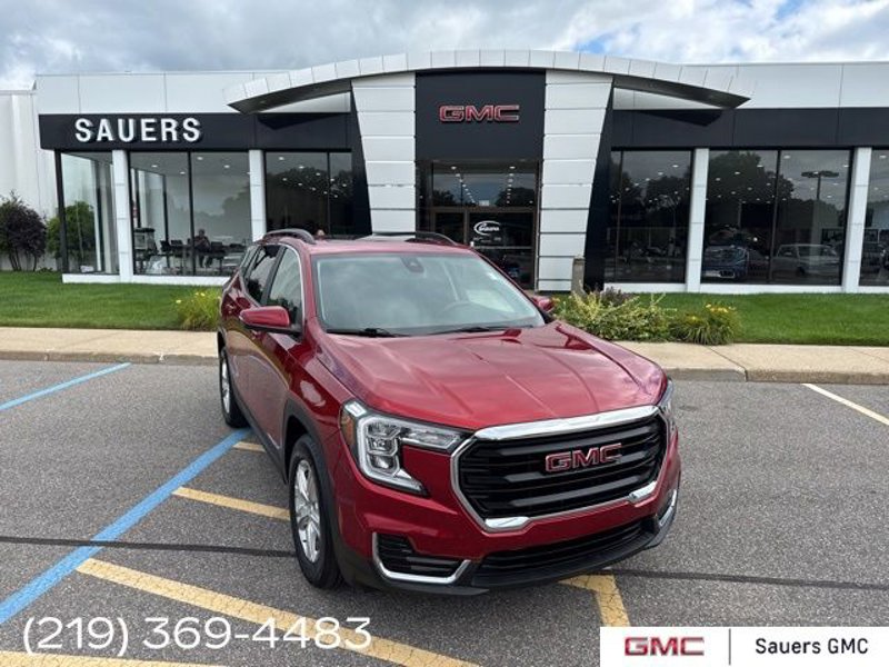 Certified 2022 GMC Terrain SLE w/ Driver Convenience Package image 1