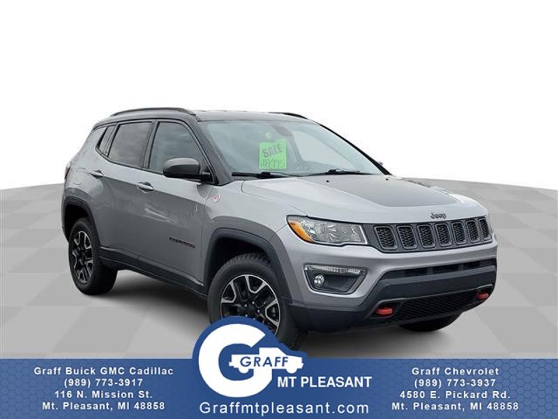 Used 2020 Jeep Compass Trailhawk image 1