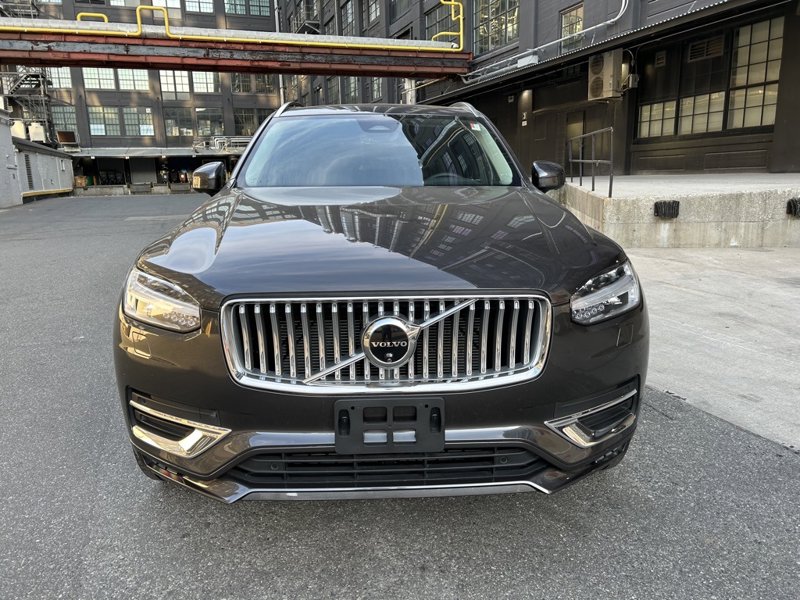 Certified 2024 Volvo XC90 B5 Plus image 1