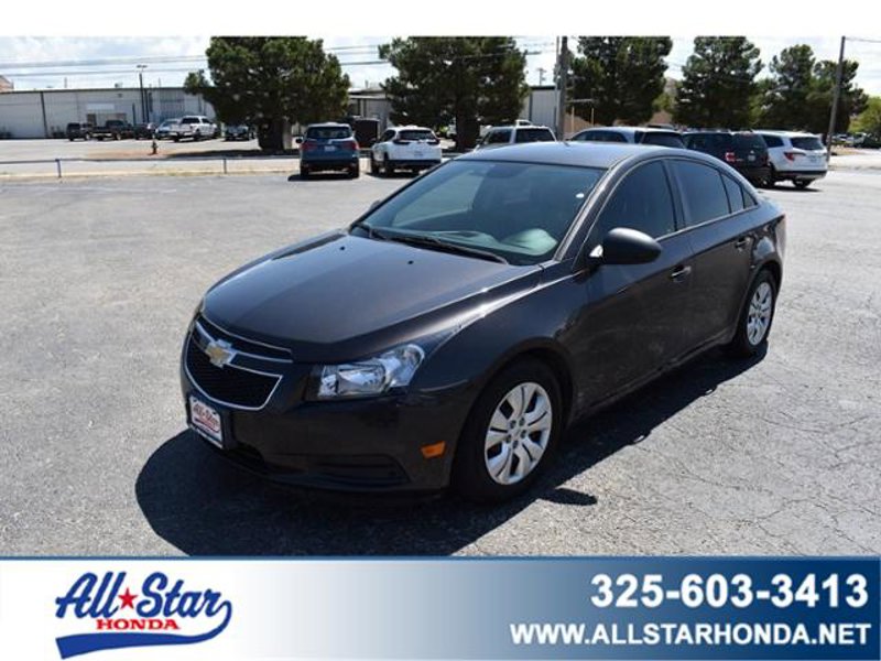 Used 2014 Chevrolet Cruze LS image 1