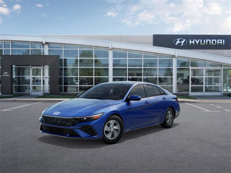 New 2025 Hyundai Elantra SE image 1