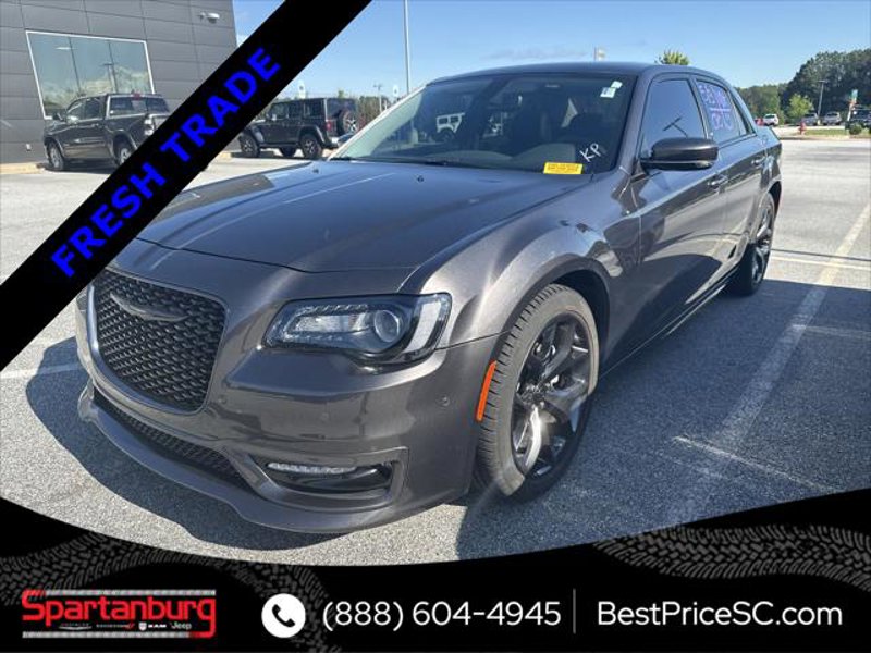 Certified 2023 Chrysler 300 Touring L w/ Popular Equipment Group image 1