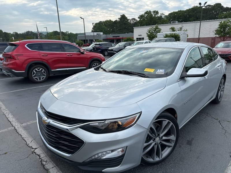 Used 2021 Chevrolet Malibu LT image 1