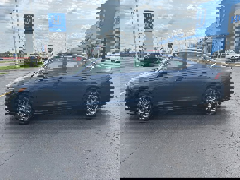 Certified 2024 Honda Accord EX image 1