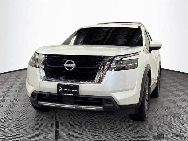 Certified 2024 Nissan Pathfinder SL w/ SL Premium Package image 1