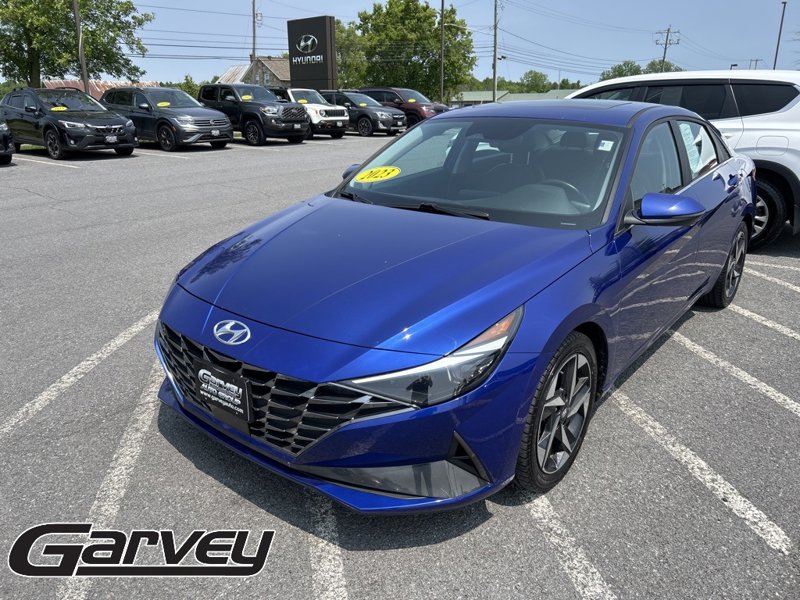 Certified 2023 Hyundai Elantra Limited w/ Preferred Accessory Package image 1