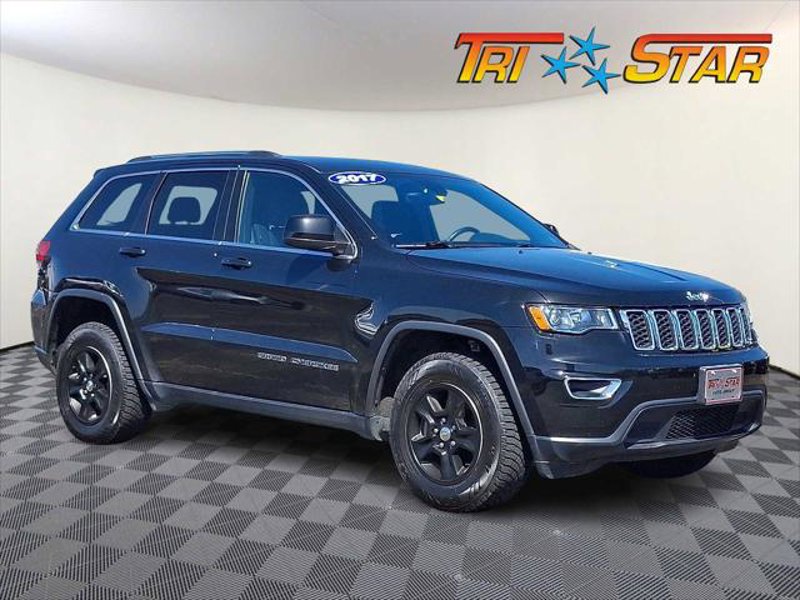 Certified 2017 Jeep Grand Cherokee Laredo w/ Quick Order Package 23E image 1