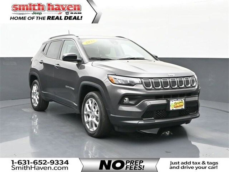 Certified 2022 Jeep Compass Latitude image 1