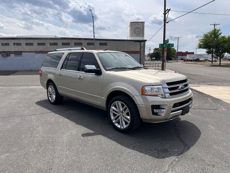Used 2017 Ford Expedition EL Platinum image 1