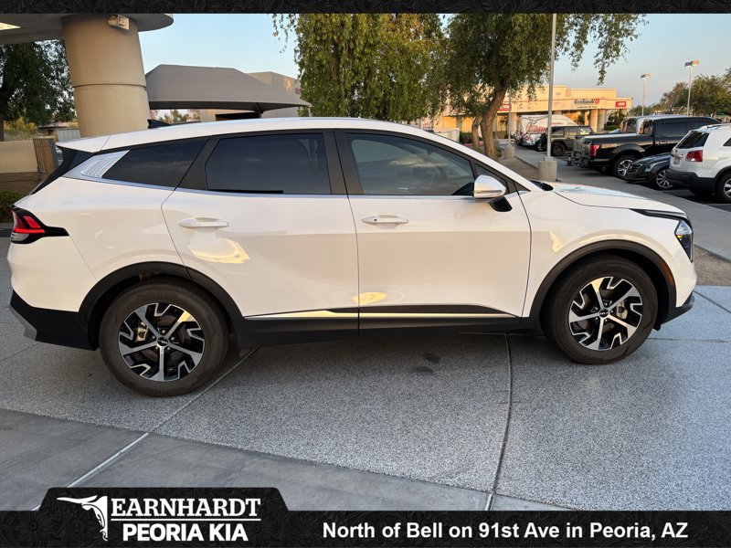 Certified 2023 Kia Sportage EX image 1