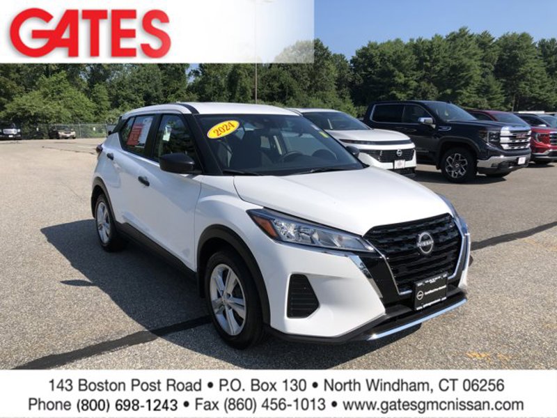 Certified 2024 Nissan Kicks S image 1
