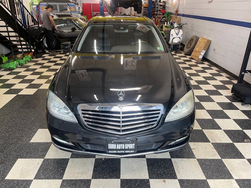 Used 2013 Mercedes-Benz S 550 4MATIC image 1
