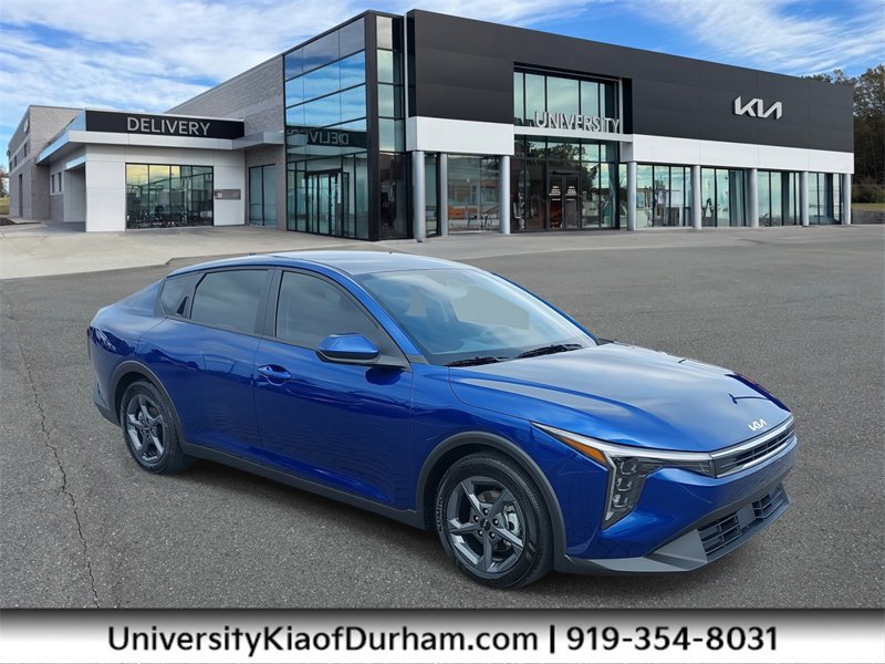 Certified 2025 Kia K4 LXS image 1